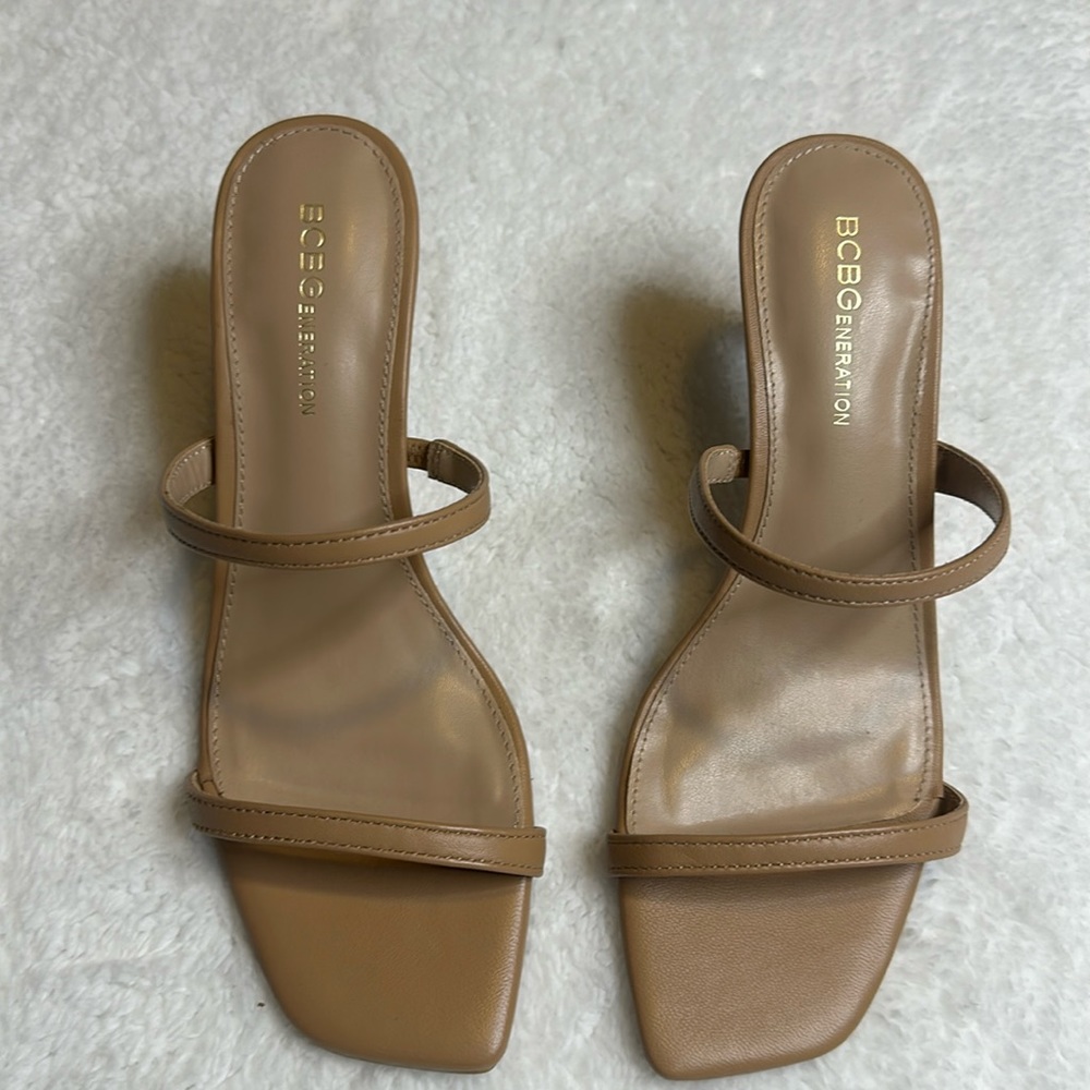 BCBGeneration Salin Slide Sandal | Size 8